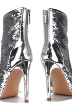 Load image into Gallery viewer, Silver Sequin Bow Bootie